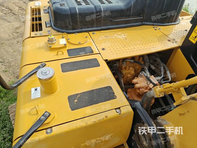 大臂根部?斜視（工作和回轉(zhuǎn)裝置）