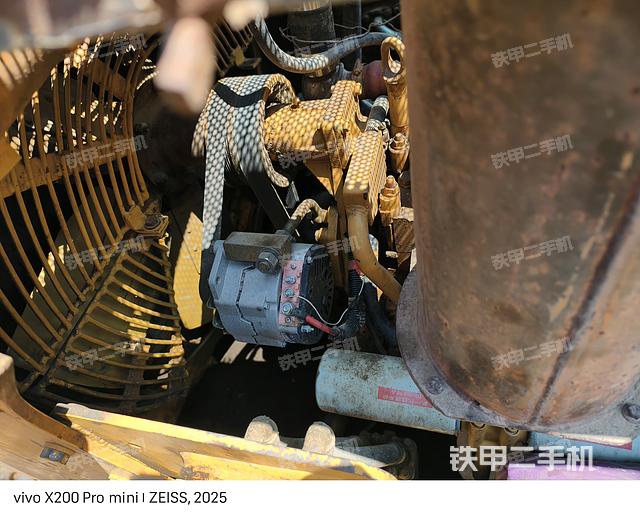發(fā)動(dòng)機(jī)(設(shè)備外觀及核心部件) 發(fā)動(dòng)機(jī)(設(shè)備外觀及核心部件)