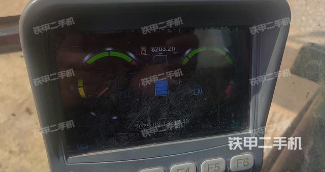 駕駛室整體（整機(jī)外觀）