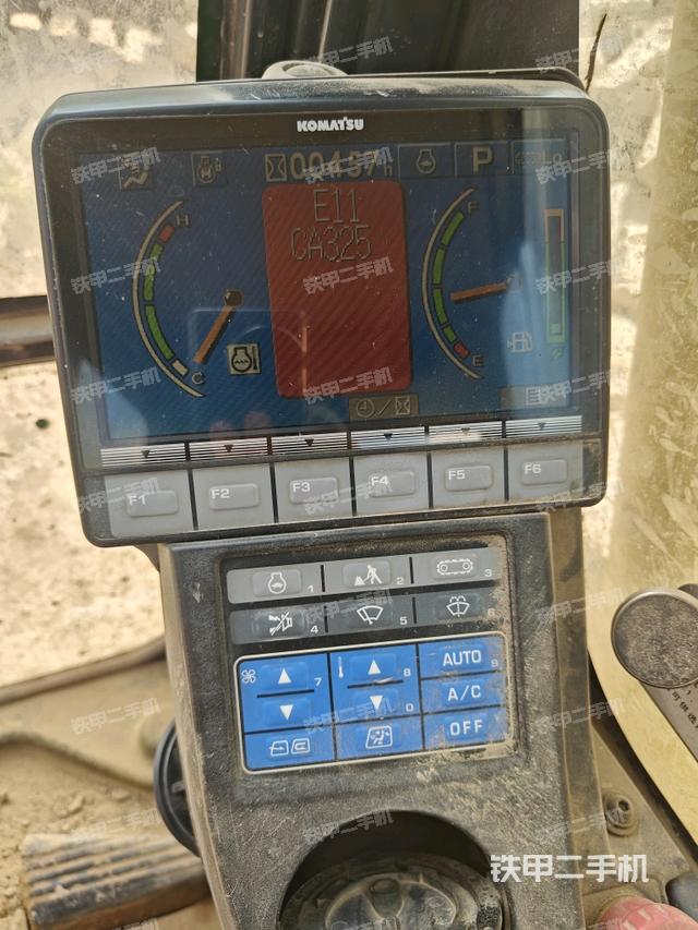 小時(shí)表（駕駛室部分）