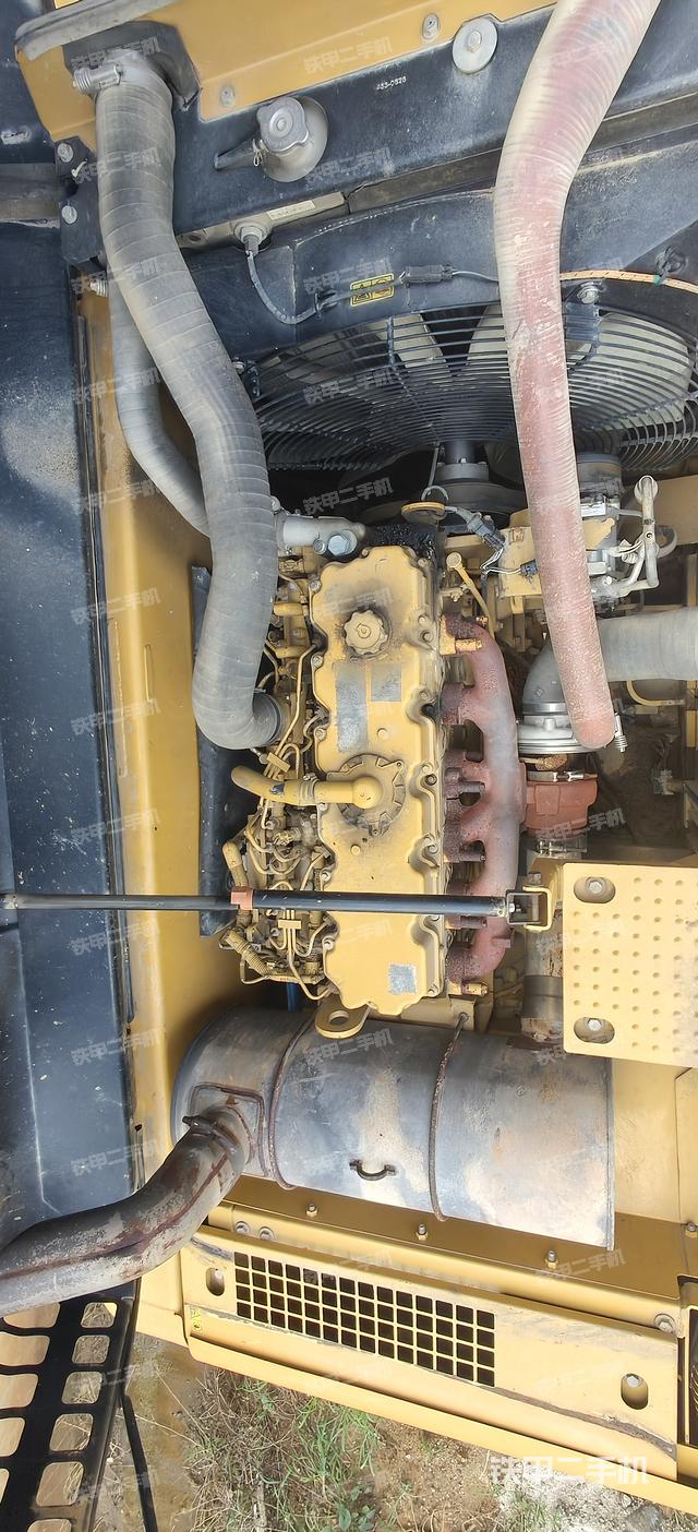 发动机整体俯视（整机外观）