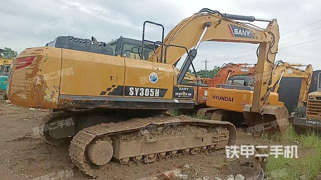 整機(jī)右后45°(整機(jī)外觀) 整機(jī)右后45°(整機(jī)外觀)