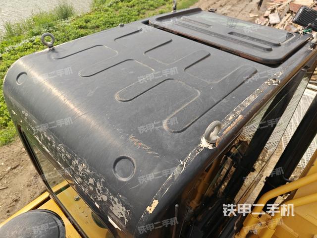 駕駛室頂部俯視（上車部件）