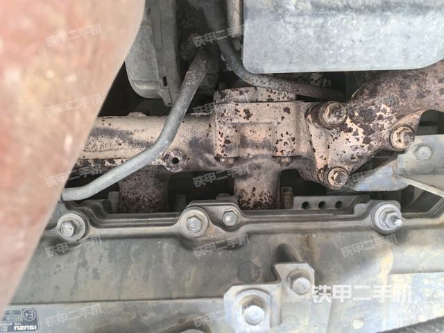 气门室盖螺丝特写（上车部件）