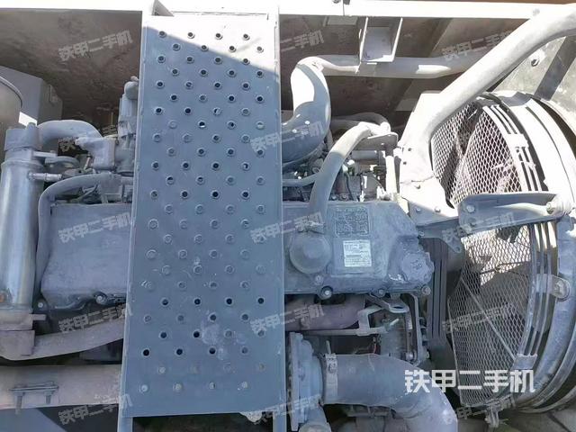 發(fā)動機(jī)整體俯視（整機(jī)外觀）