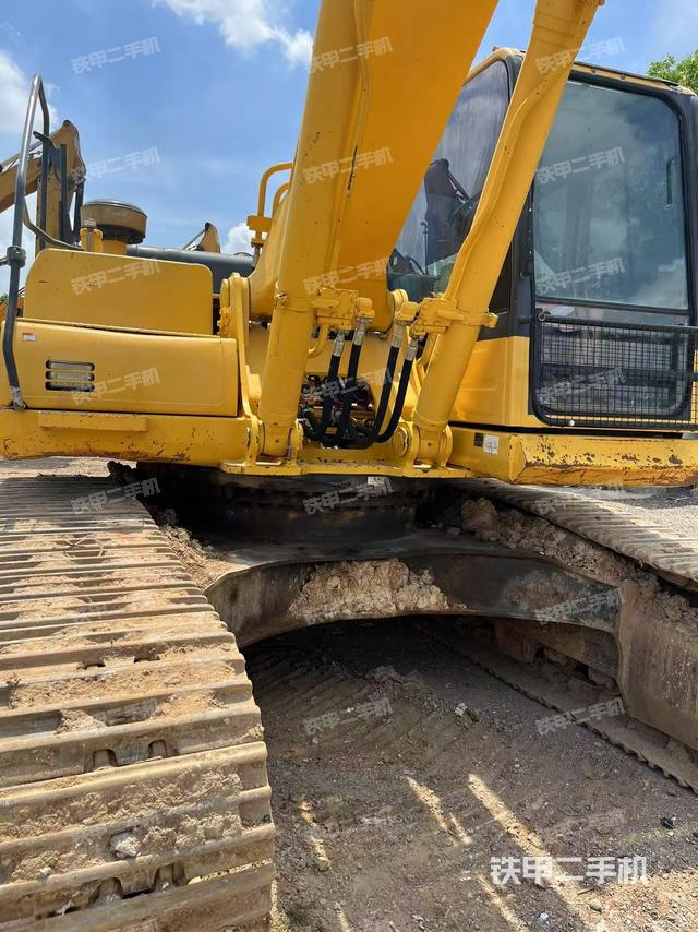 单侧履带整体（整机外观）