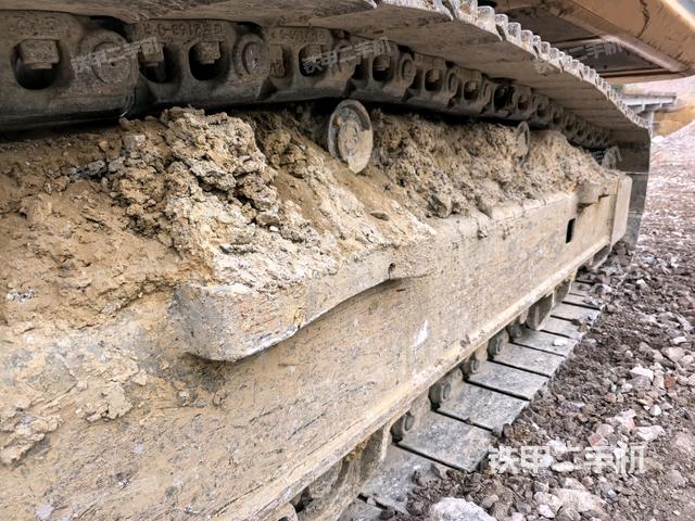 左侧行走马达盖板（行走机构）