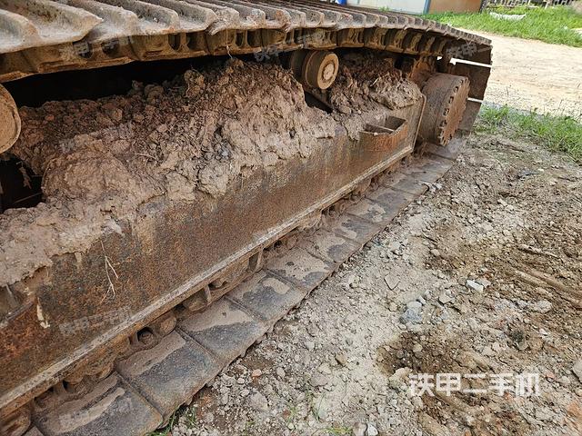 单侧履带整体（整机外观）