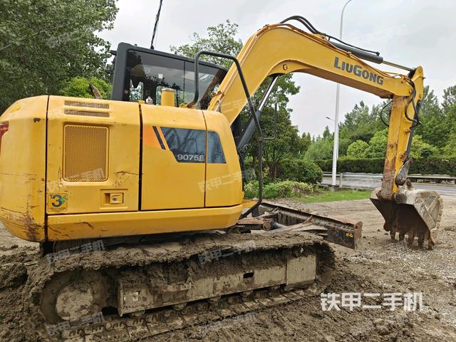 右后45（整機外觀）