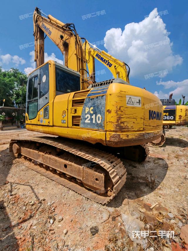 小松PC210LC-8挖掘機