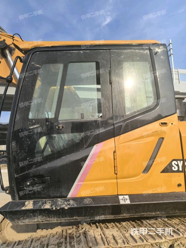 驾驶室正侧（驾驶室部分）