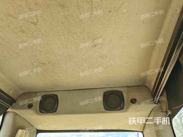 座椅左側(cè)控制臺/音響/含左手柄（駕駛室部分）