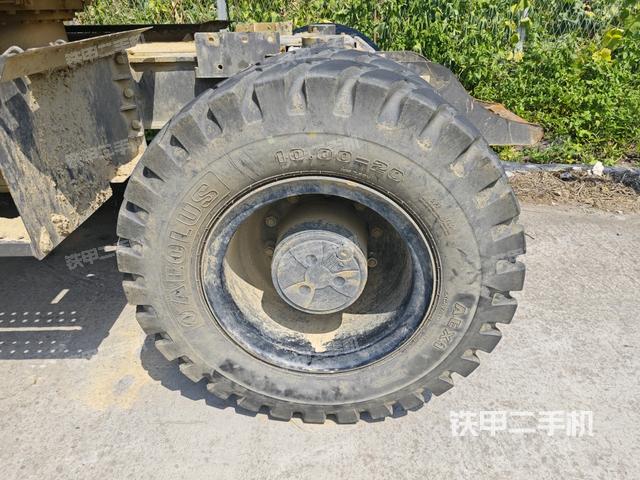 左導(dǎo)向輪（行走機構(gòu)）