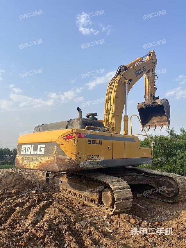 整機右后45°(整機外觀) 整機右后45°(整機外觀)