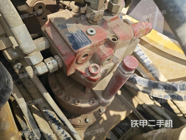 回轉(zhuǎn)馬達（上車部件）