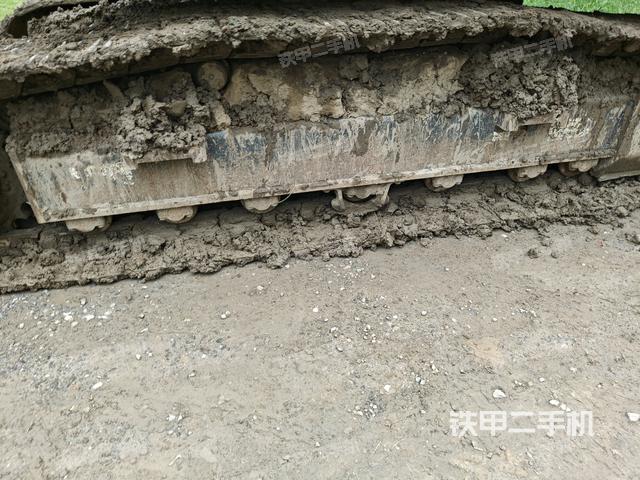 右側(cè)履帶整體（行走機構(gòu)）