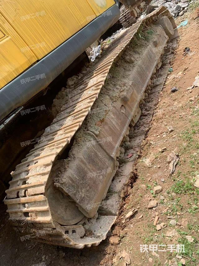 单侧履带整体（整机外观）