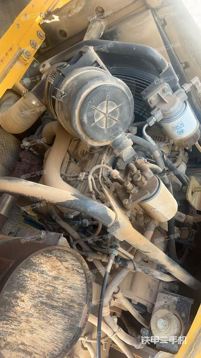 發(fā)動機(jī)整體俯視（整機(jī)外觀）