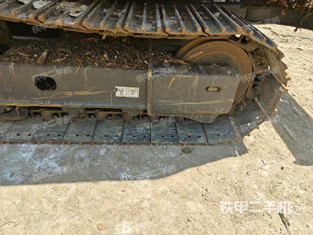 右導(dǎo)向輪（行走機(jī)構(gòu)）