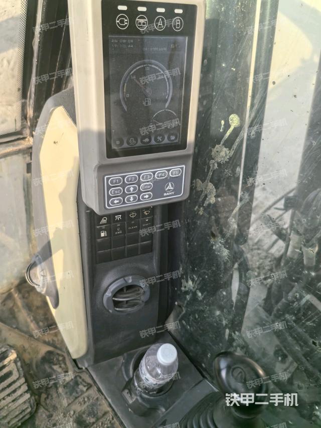 显示屏 （驾驶室部分）