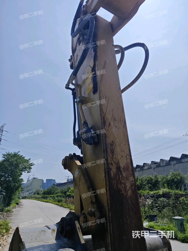 小臂整體左后（工作和回轉(zhuǎn)裝置）