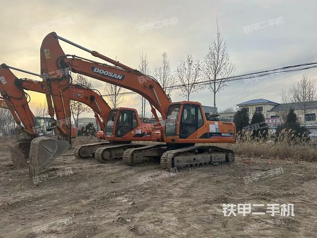 斗山DH258-7挖掘机