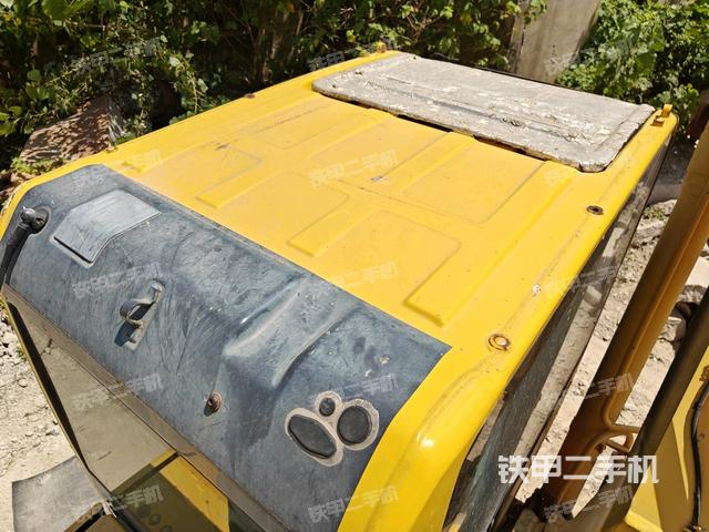 駕駛室頂部俯視（上車部件）