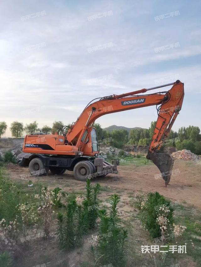 整机右后45°（整机外观）