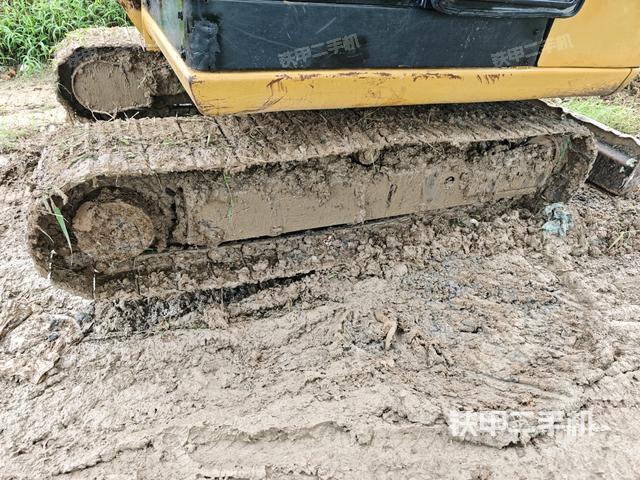 右導(dǎo)向輪（行走機(jī)構(gòu)）