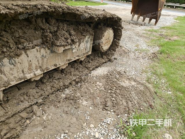 左側(cè)行走馬達蓋板（行走機構(gòu)）