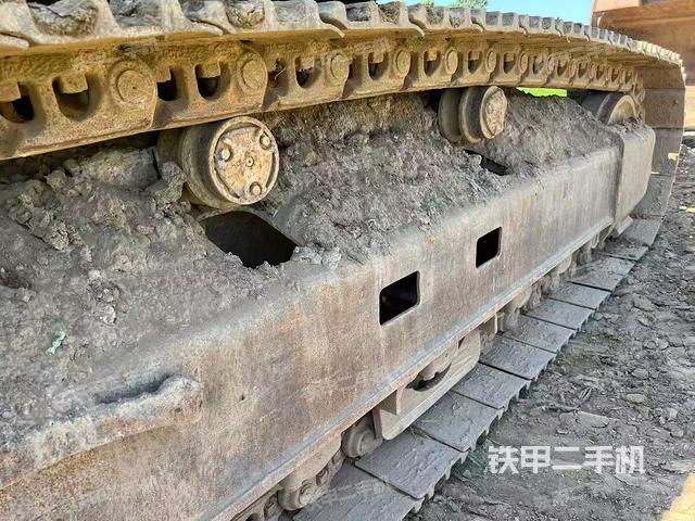 單側(cè)履帶整體（整機外觀）