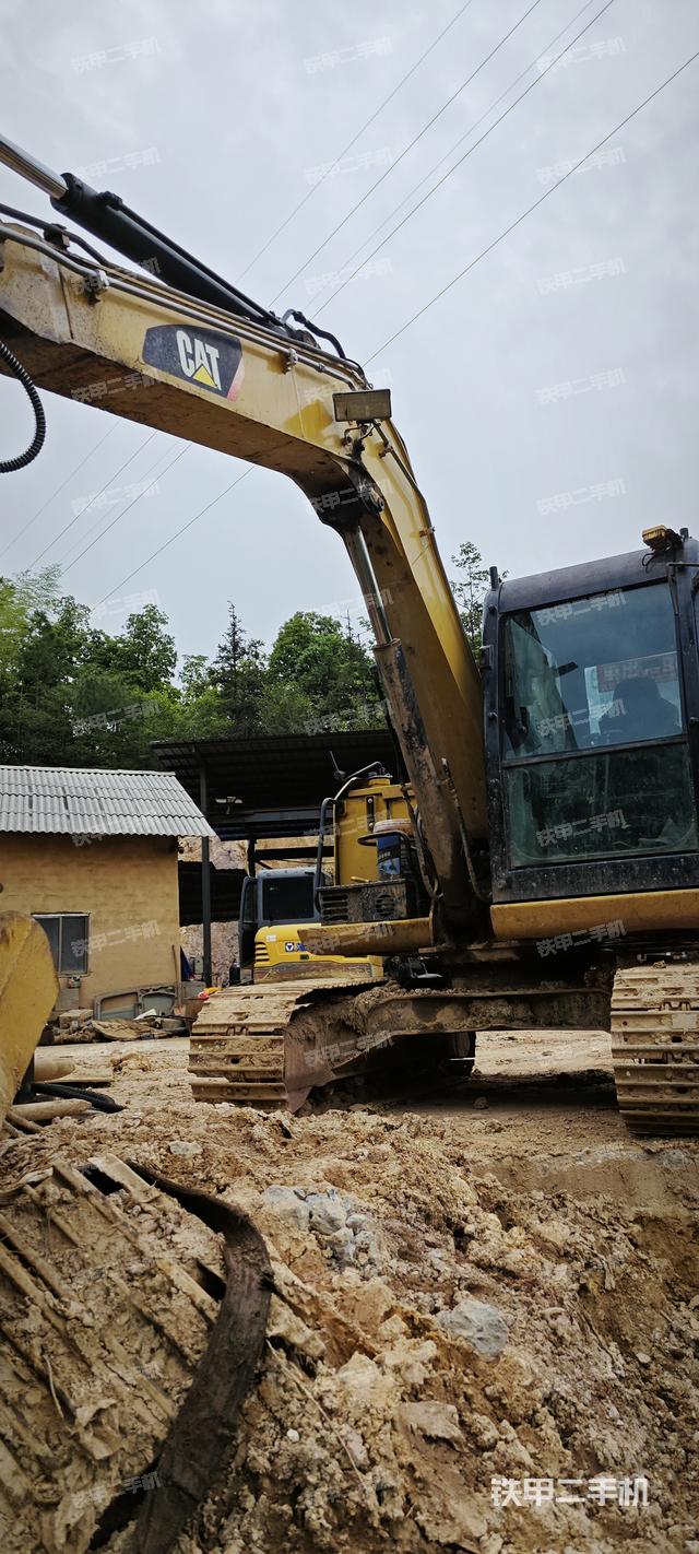 整機右后45°(整機外觀) 整機右后45°(整機外觀)