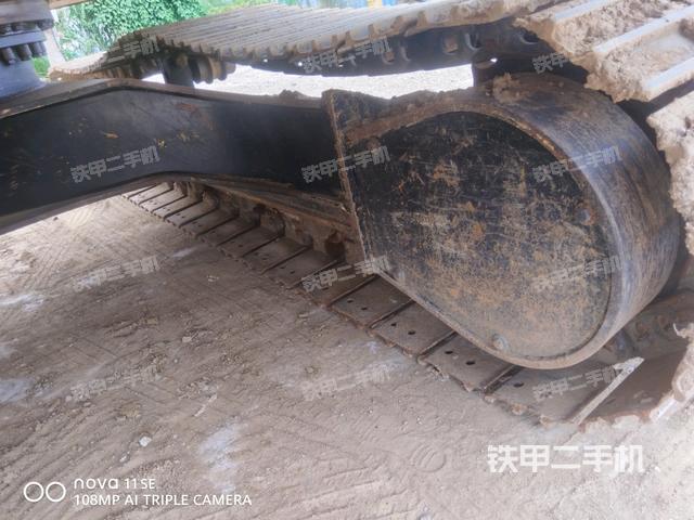 左側(cè)行走馬達(dá)蓋板（行走機(jī)構(gòu)）