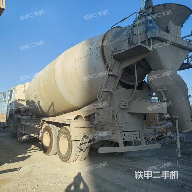 整機(jī)左側(cè)(設(shè)備外觀及核心部件) 整機(jī)左側(cè)(設(shè)備外觀及核心部件)