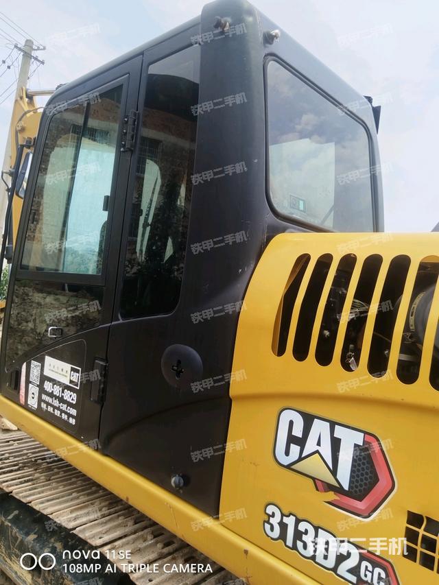 駕駛室左后45度（駕駛室部分）