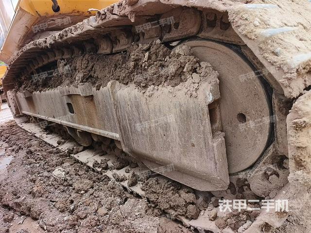 单侧履带整体（整机外观）