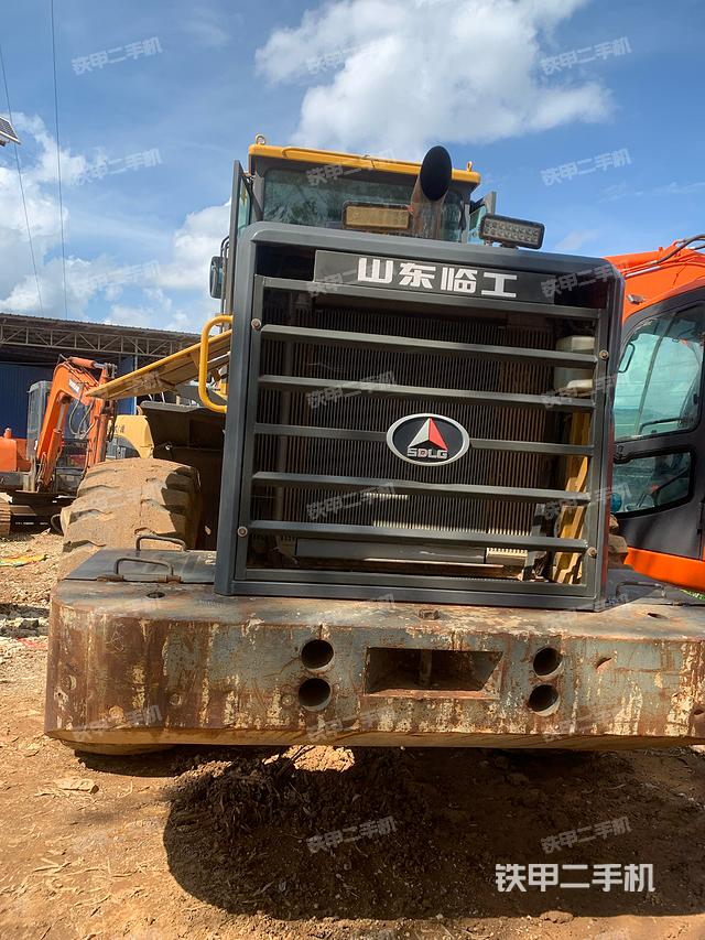 整機(jī)右后45°(整機(jī)外觀及大件) 整機(jī)右后45°(整機(jī)外觀及大件)