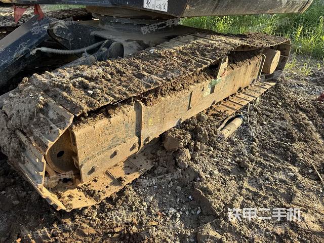 左側(cè)履帶整體?（行走機構(gòu)）