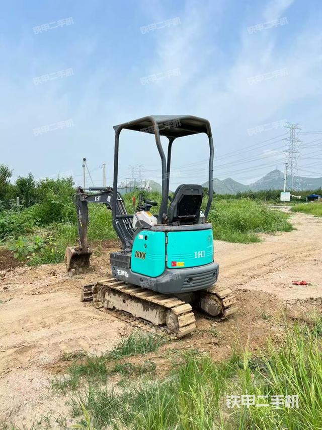 單側(cè)履帶整體（整機(jī)外觀）