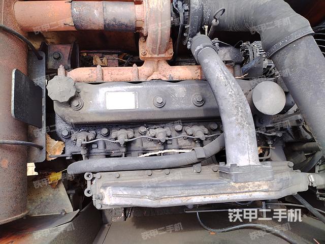 發(fā)動機整體俯視(整機外觀) 發(fā)動機整體俯視(整機外觀)