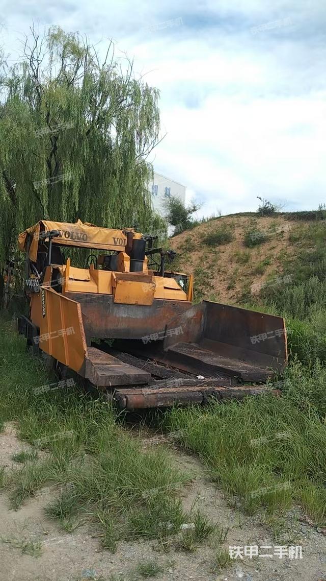 整機(jī)右后45°(設(shè)備外觀及核心部件) 整機(jī)右后45°(設(shè)備外觀及核心部件)