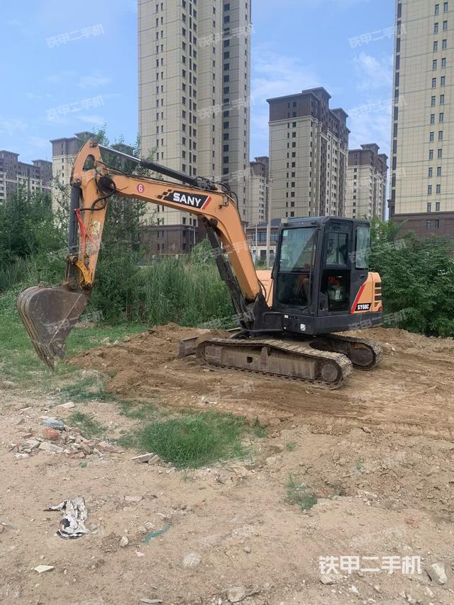 駕駛室整體（整機外觀）