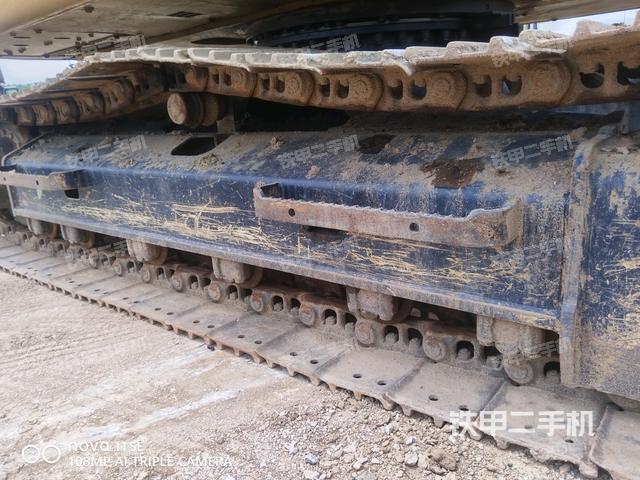 右側(cè)履帶整體（行走機(jī)構(gòu)）