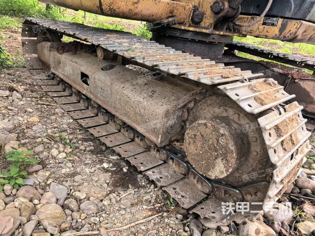 左驅(qū)動(dòng)輪（行走機(jī)構(gòu)）