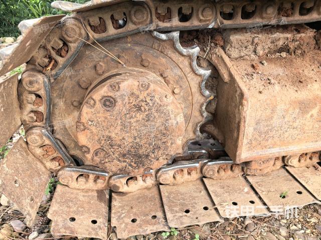 左導(dǎo)向輪（行走機(jī)構(gòu)）