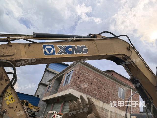 小臂整体左后（工作和回转装置）