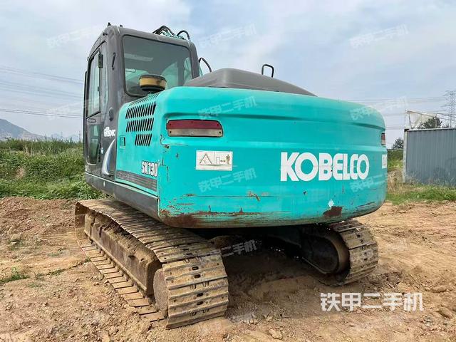 駕駛室頂部（整機(jī)外觀）