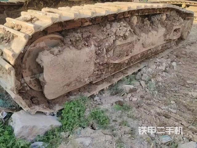 单侧履带整体（整机外观）