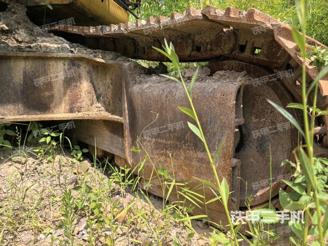 左導(dǎo)向輪（行走機(jī)構(gòu)）