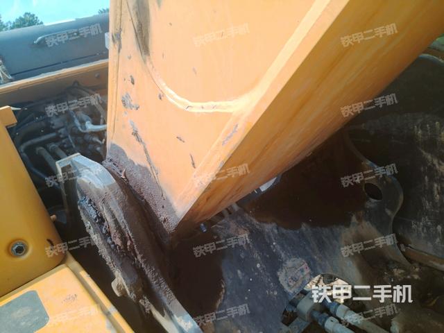 大臂根部 斜视（工作和回转装置）